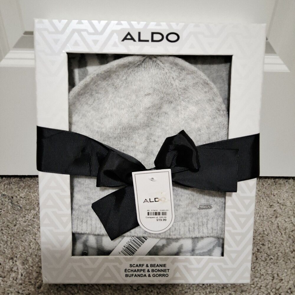 Aldo Women's Scarf & Beanie Gift Set Gray & White New w/ Tags